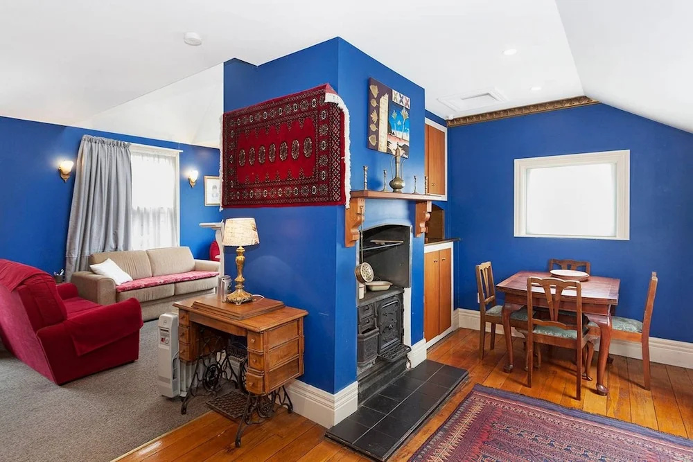 Central Christchurch Cottage