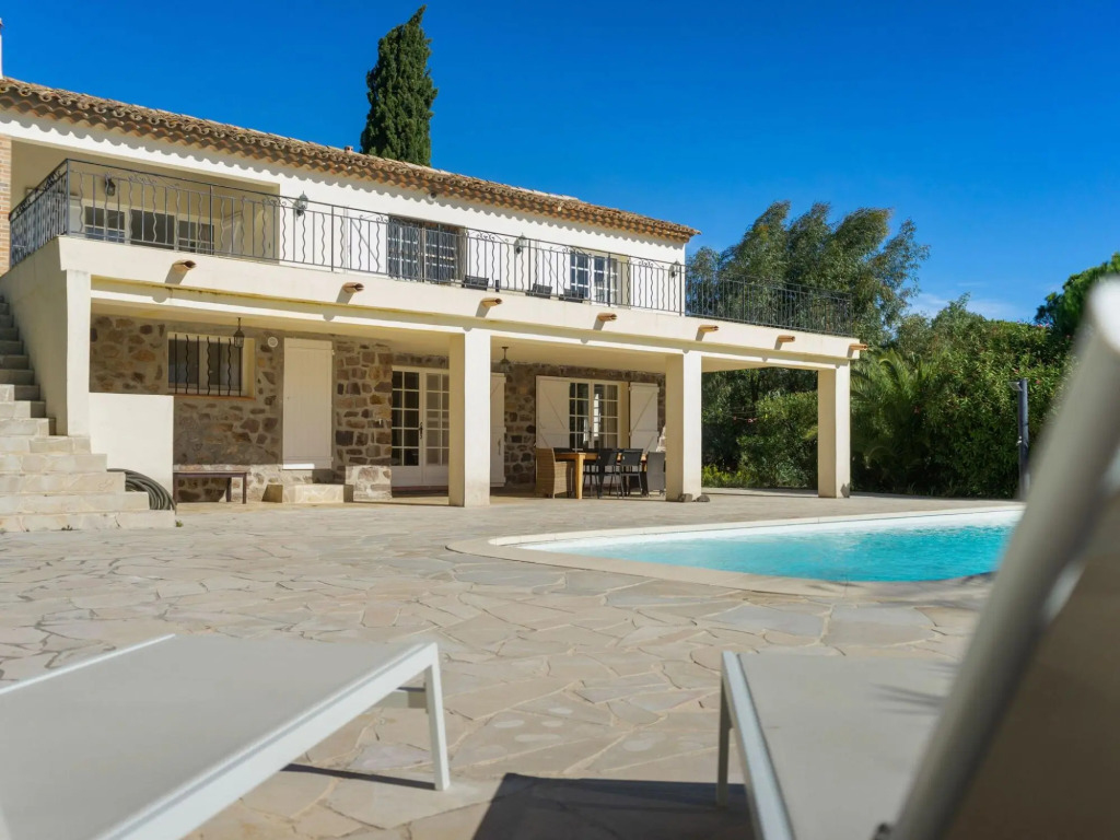 Modern Villa With Swimming Pool in Sainte-maxime