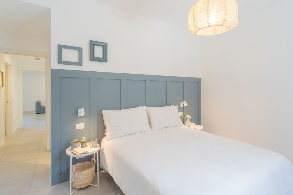 Ginepro & Salvia Apartments in Como by Rent All Como