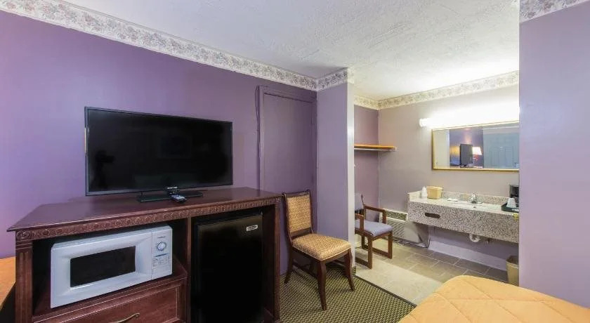Budget Inn Express