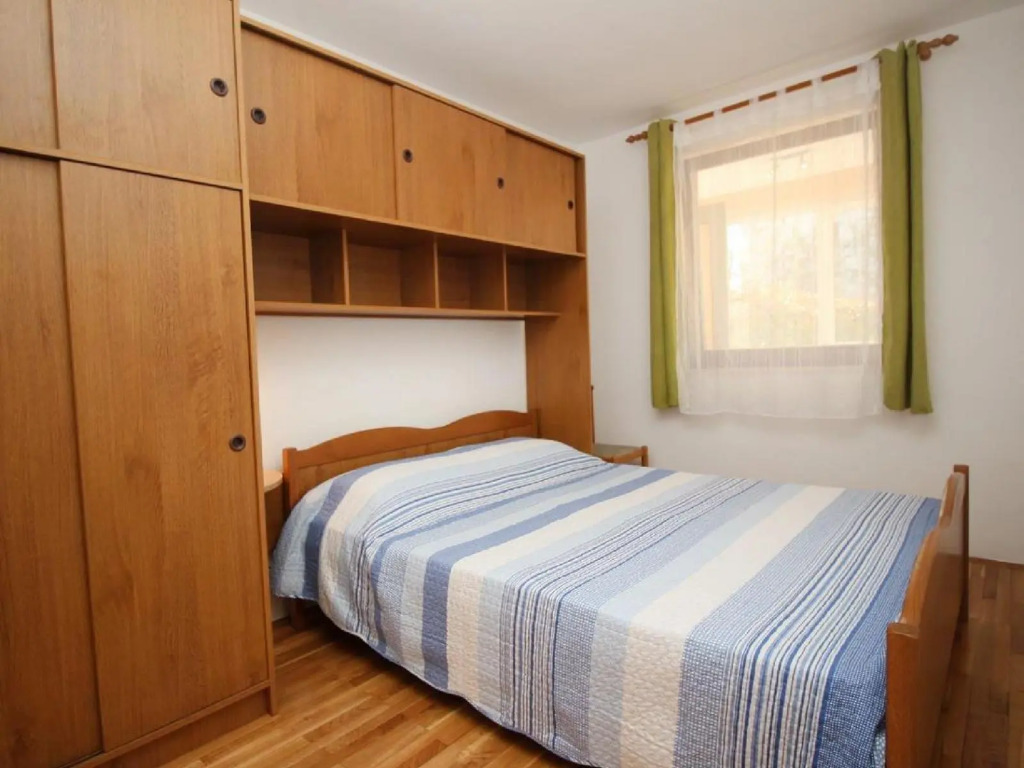 Sersic - Two Bedroom