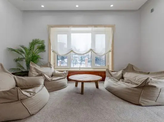 Yabuli Ski Resort winter to Summer Solstice Homestay