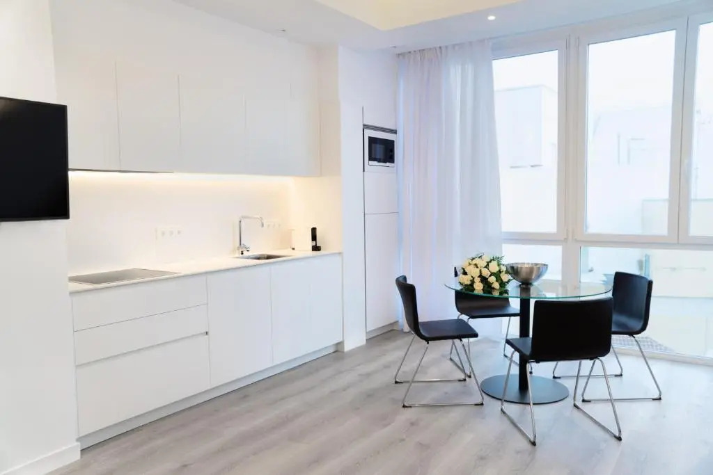 Lauser City Suites