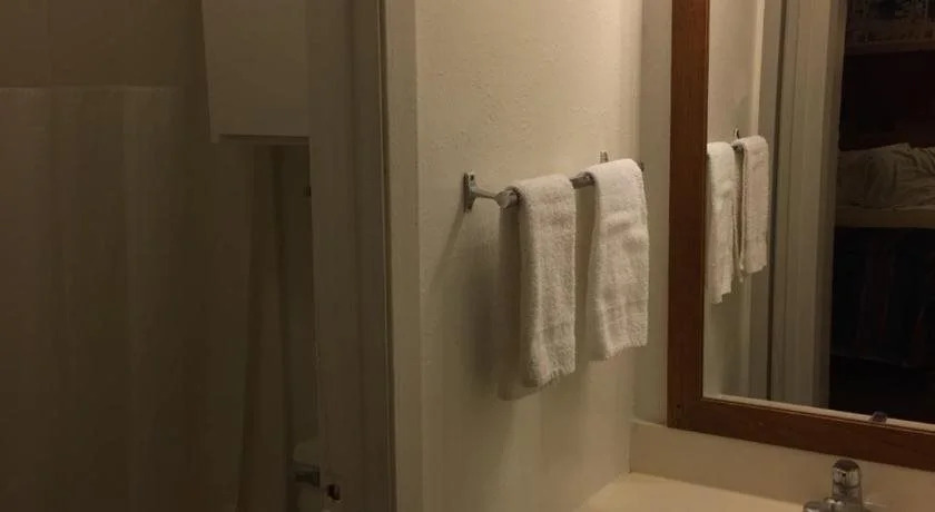Ranch House Inn & Suites