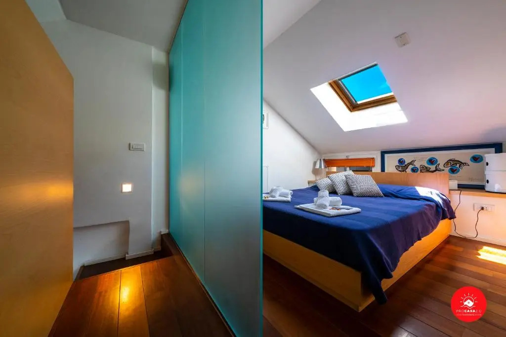 La Casa dagli Occhi Blu