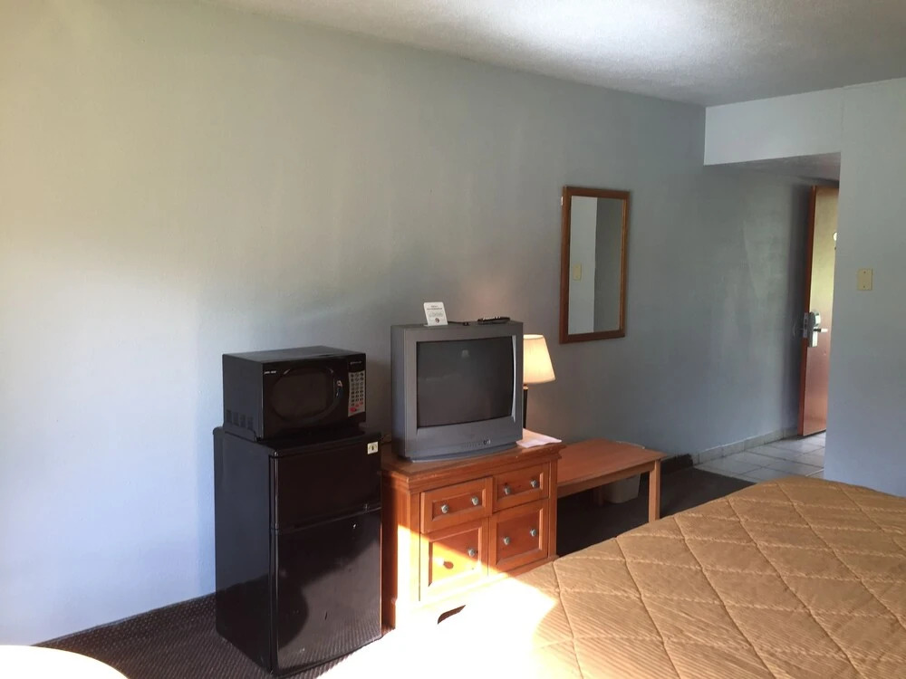 Executive Inn