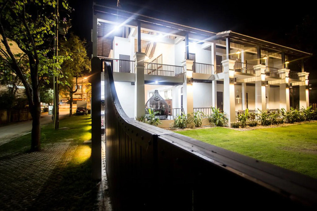 Jamadevi Hotel