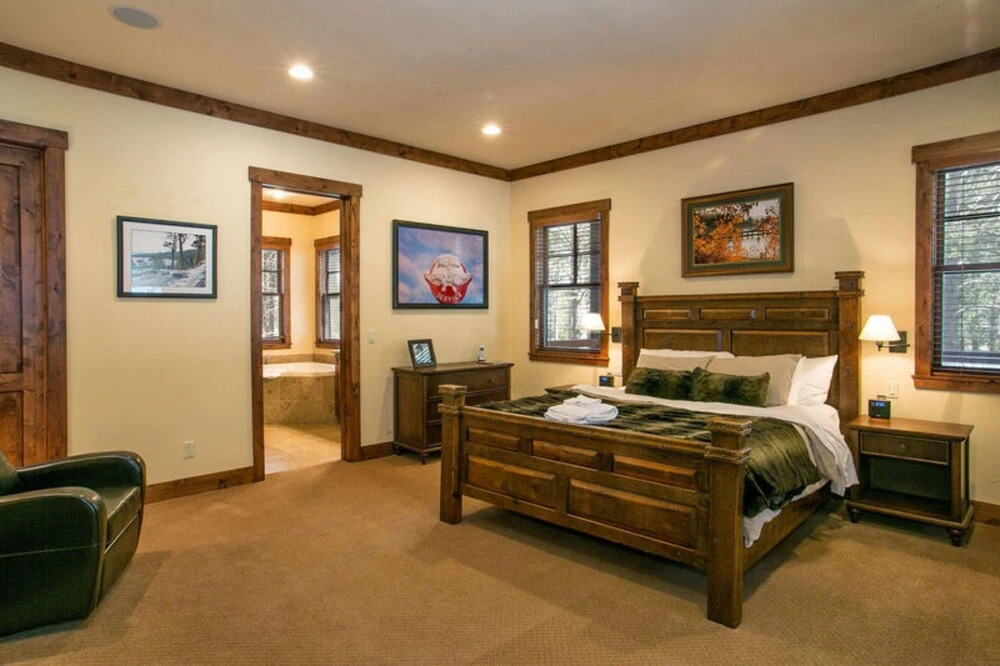 The Lodge at Gray's Crossing by Tahoe Mountain Properties