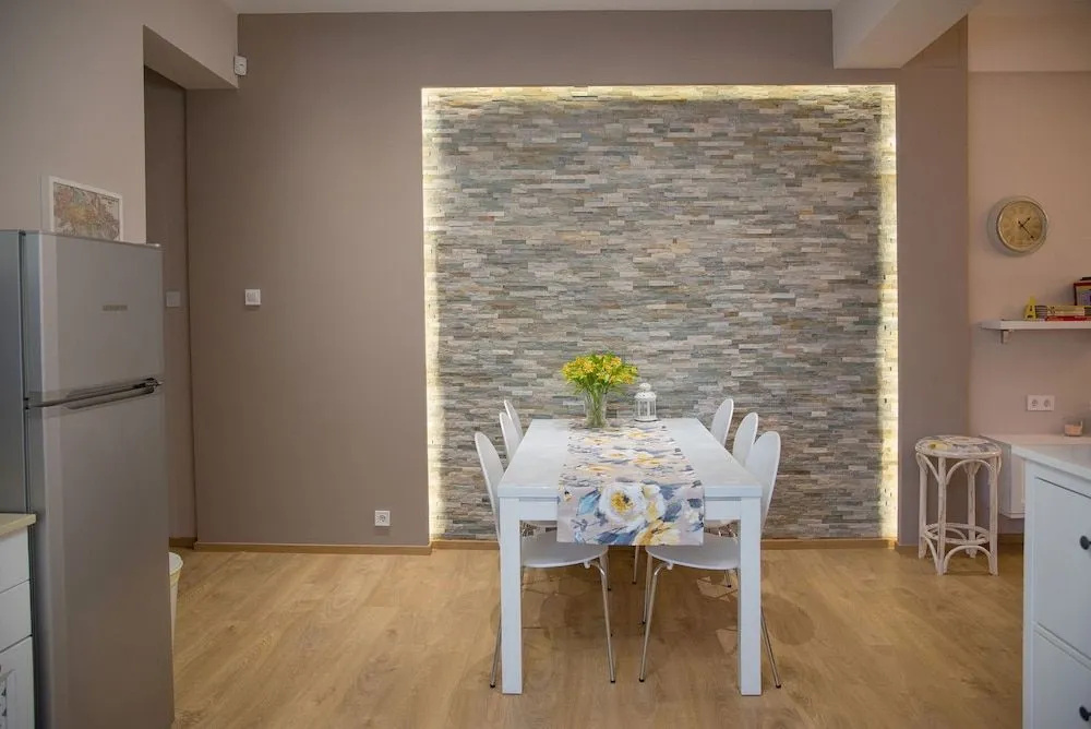 The North Tower Apartment