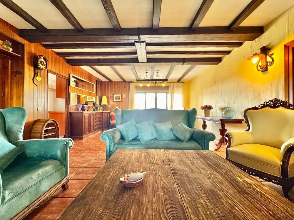 Rural Apartment With Private Garden