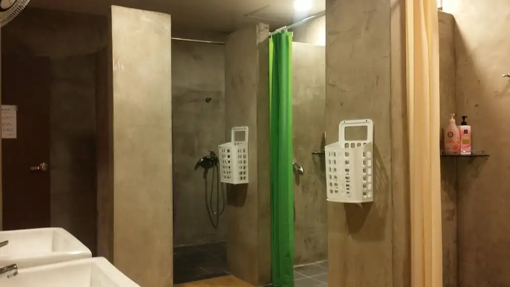 1004 Hostel