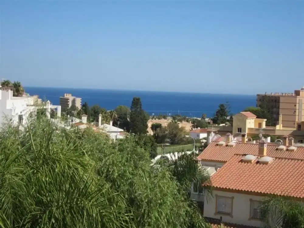Lovely, Sunny, Secure, Panoramic Seaview Apart With Wifi