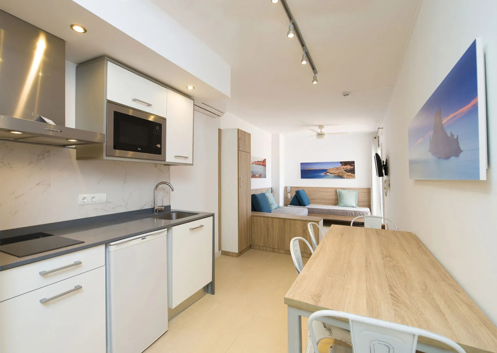 Playa Bella Beach Apartments
