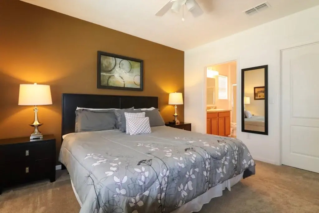 CA9109SC - 5 bedrooms - pool and spa villa, Kissimmee, US