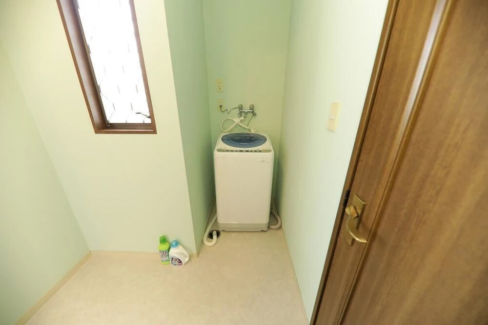 Omotenashi House Part 1 (174-1)