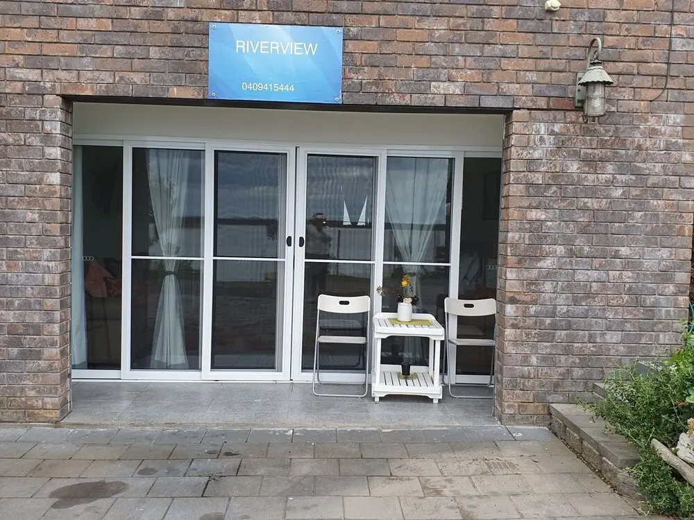 Applebay Guest House