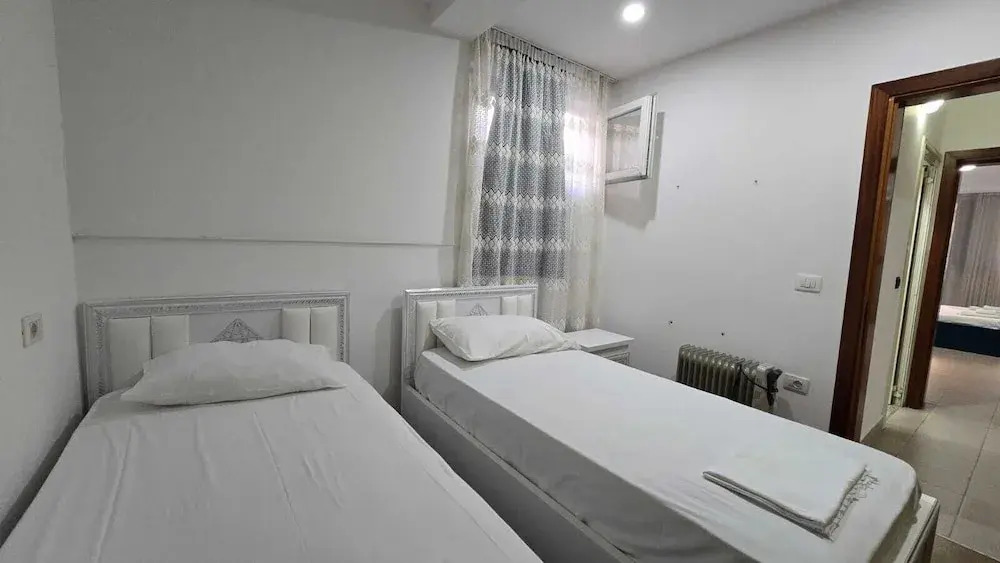 Tirent Apartment-Cozy 2-Bedroom Stay in Don Bosko