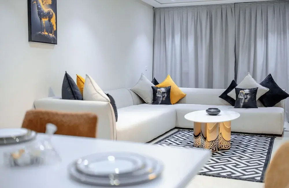 Appart Hotel Golden Sky Home
