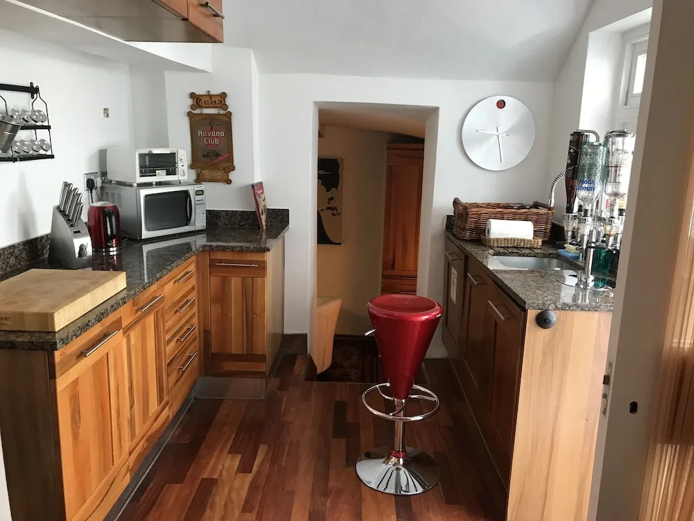 Luxury Kensington Apartment W8