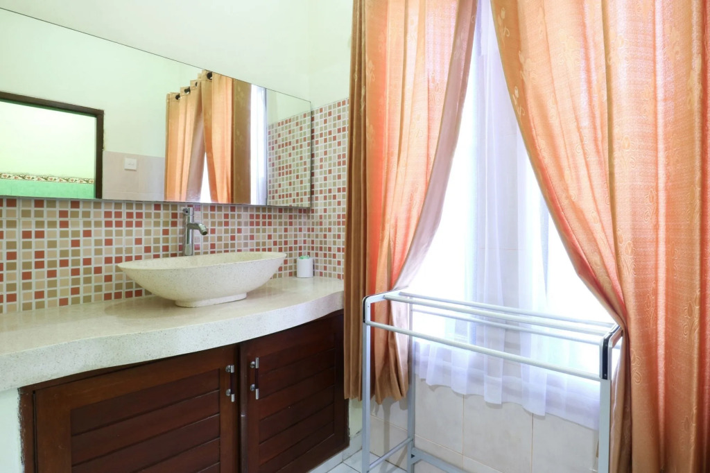 Teges Inn Kuta