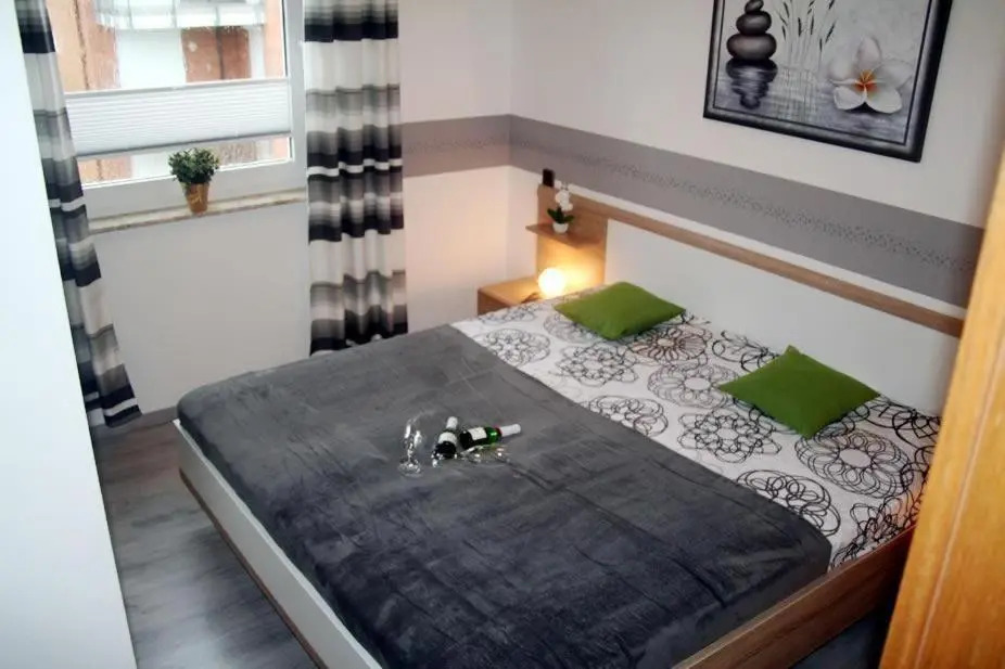 Ferienwohnung-52-mit-Teil-Meerblick-Residenz-Meeresbrandung-Duhnen