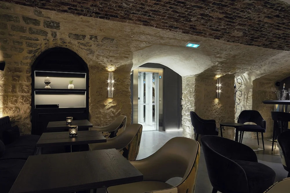 Roi de Sicile Rivoli Annexe