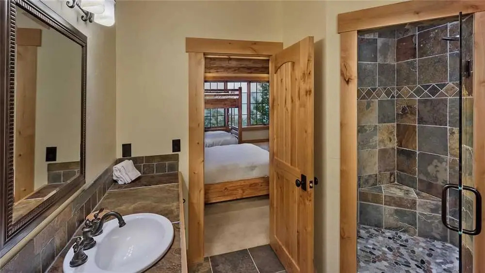 Panorama Lodge South