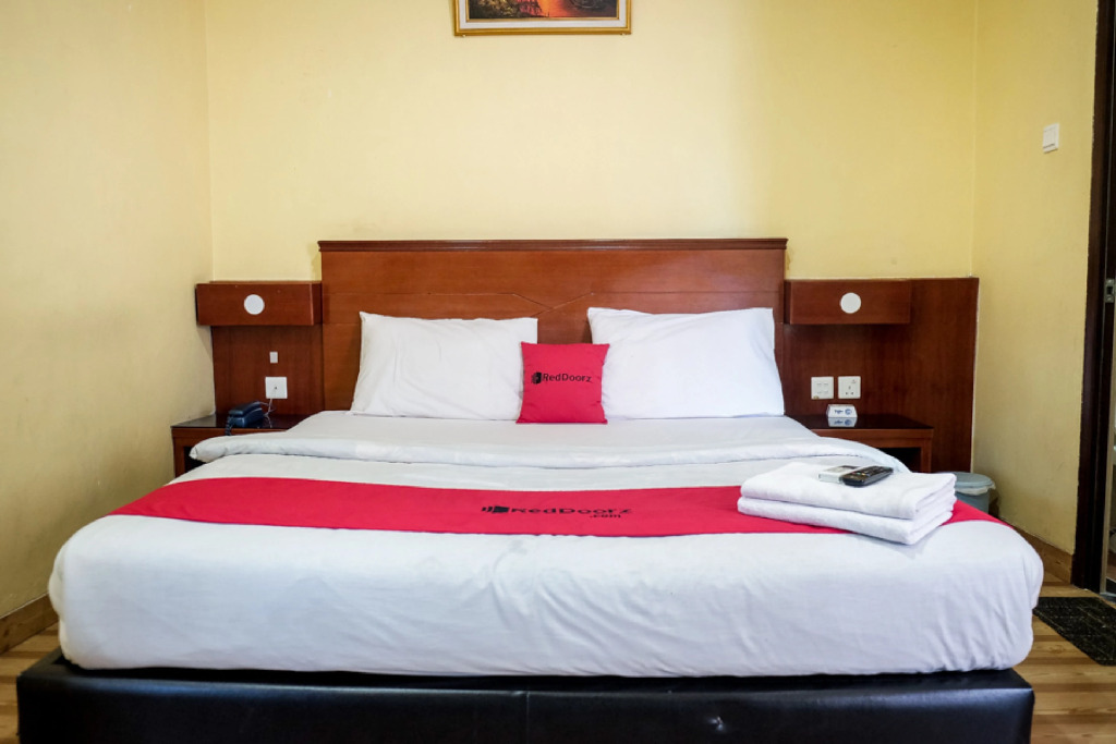 RedDoorz Plus near DC Mall Batam