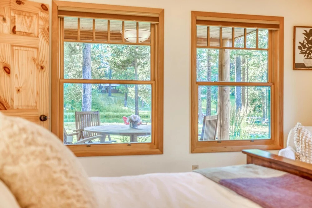 The Settle Inn Riverfront Retreat
