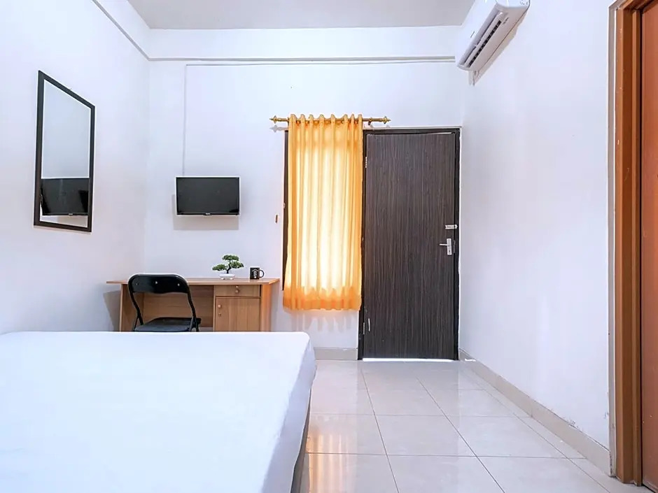 Oyo Life 2807 Nusa Indah Kost Putri