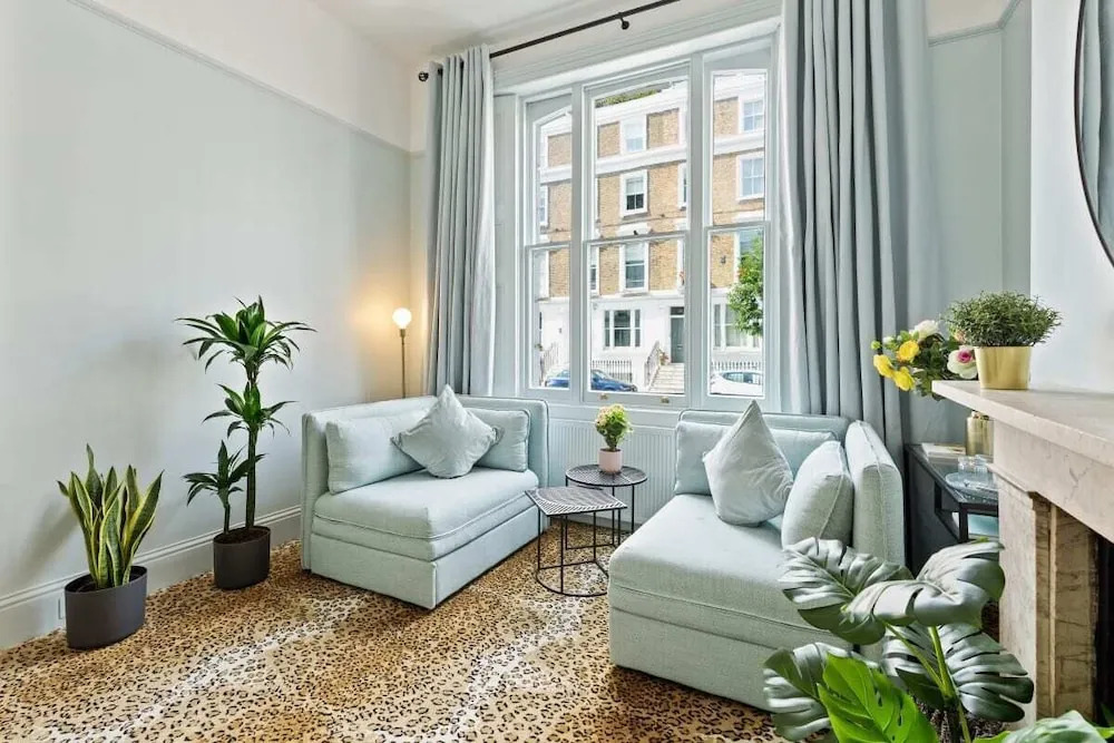 Elegant 1-bed Apt, Sleeps 4, in Chelsea