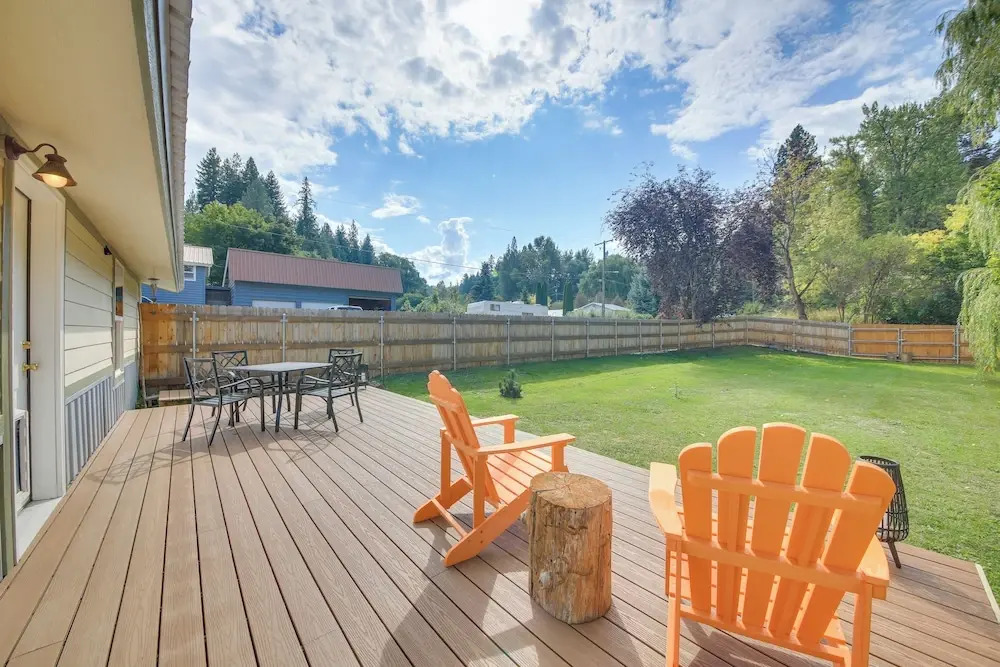 Downtown Bonners Ferry Home with Covered Porch!