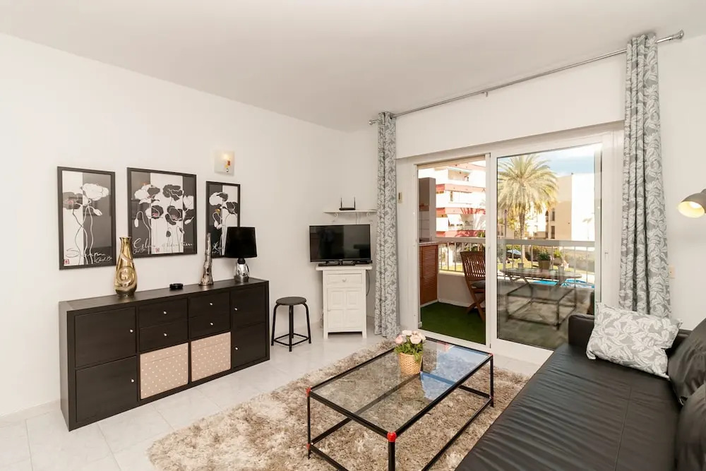 Centrico Apartamento Corona Playa Torrecilla Nerja