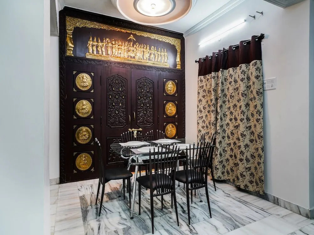 OYO 22423 Taj Villa Guest House