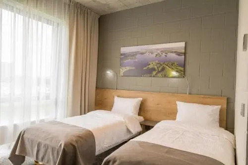 Air Hotel