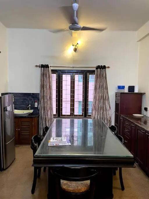 Lovely 4 bedroom condo
