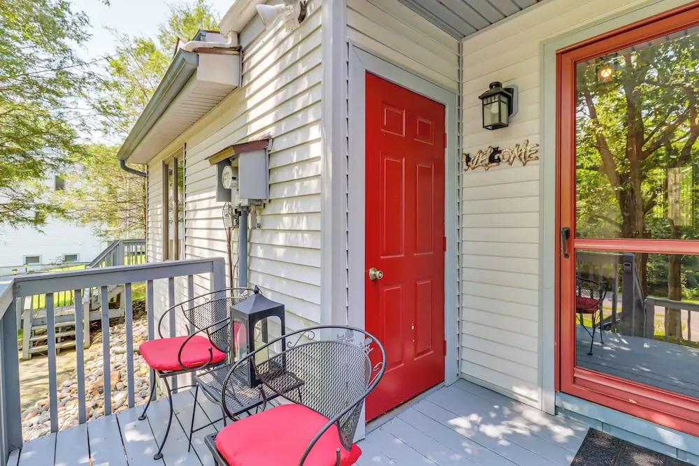 Walk to Dining! Townhome 1 Mi to Big Boulder Mtn