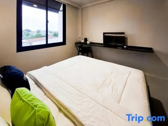 Urbanview KAS Hotel Syariah near Simpang 5 Purwodadi