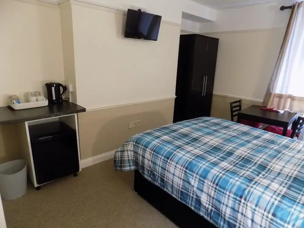 Comfort Rooms