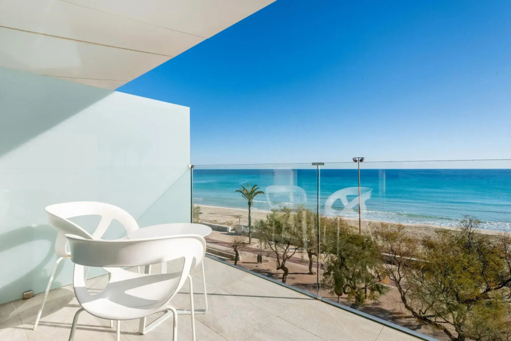 Kyrat Amarac Suites