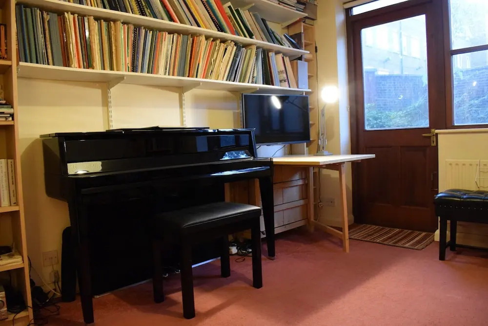 1 Bedroom Garden Flat in Bethnal Green
