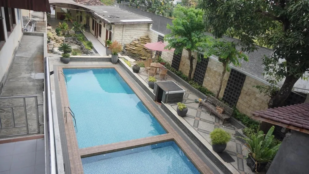 Satya Graha Hotel