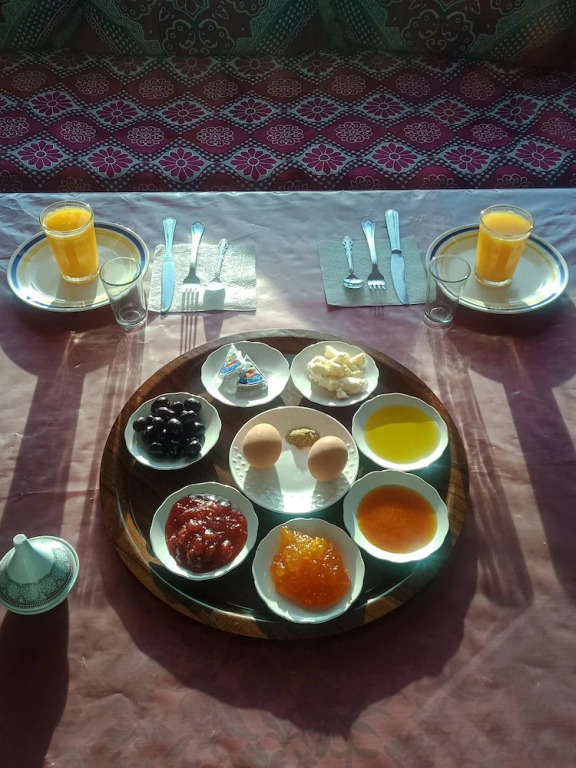 Appart Hotel Jardins d'Imilchil Hostel