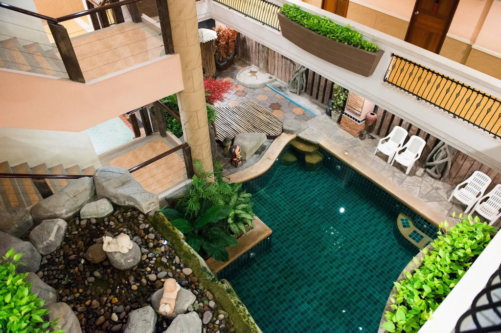 Sa-Bai-Dee Condo