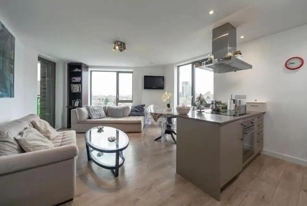 Stylish 1 Bedroom Apartment near London City