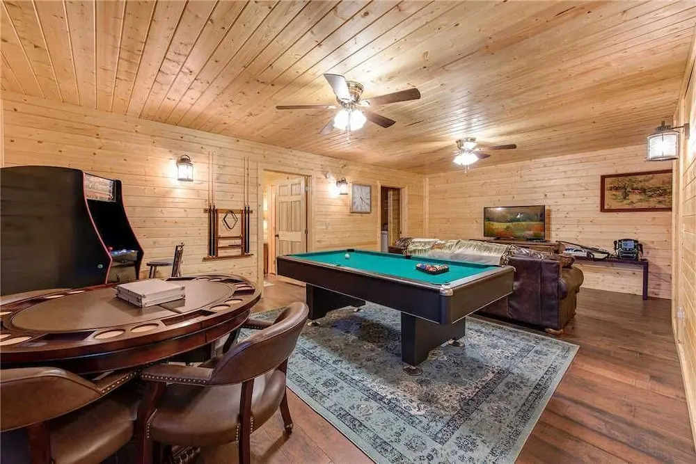 Emilys Hideaway - Four Bedroom Cabin