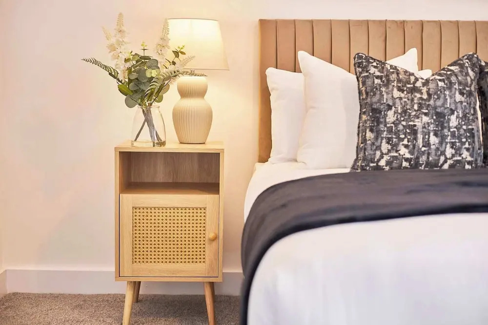 Host Stay 10 Queens Court
