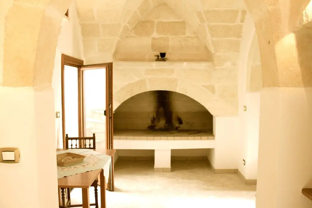 House With 4 Bedrooms in Surano, With Terrace and Wifi - 7 km From the