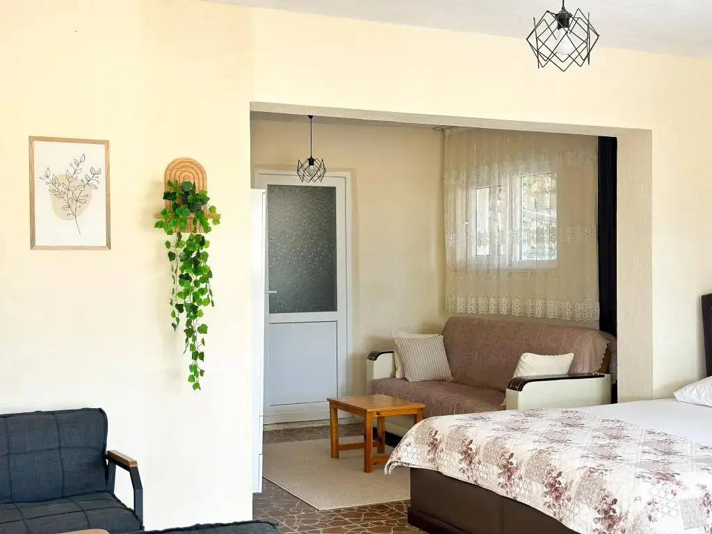 Sahan Apart ve Bungalov