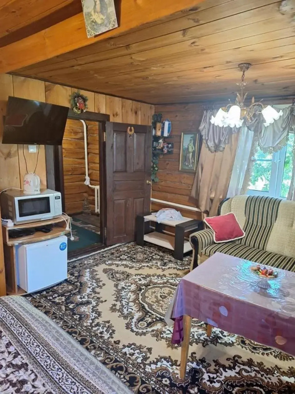 Дом из натурального сруба